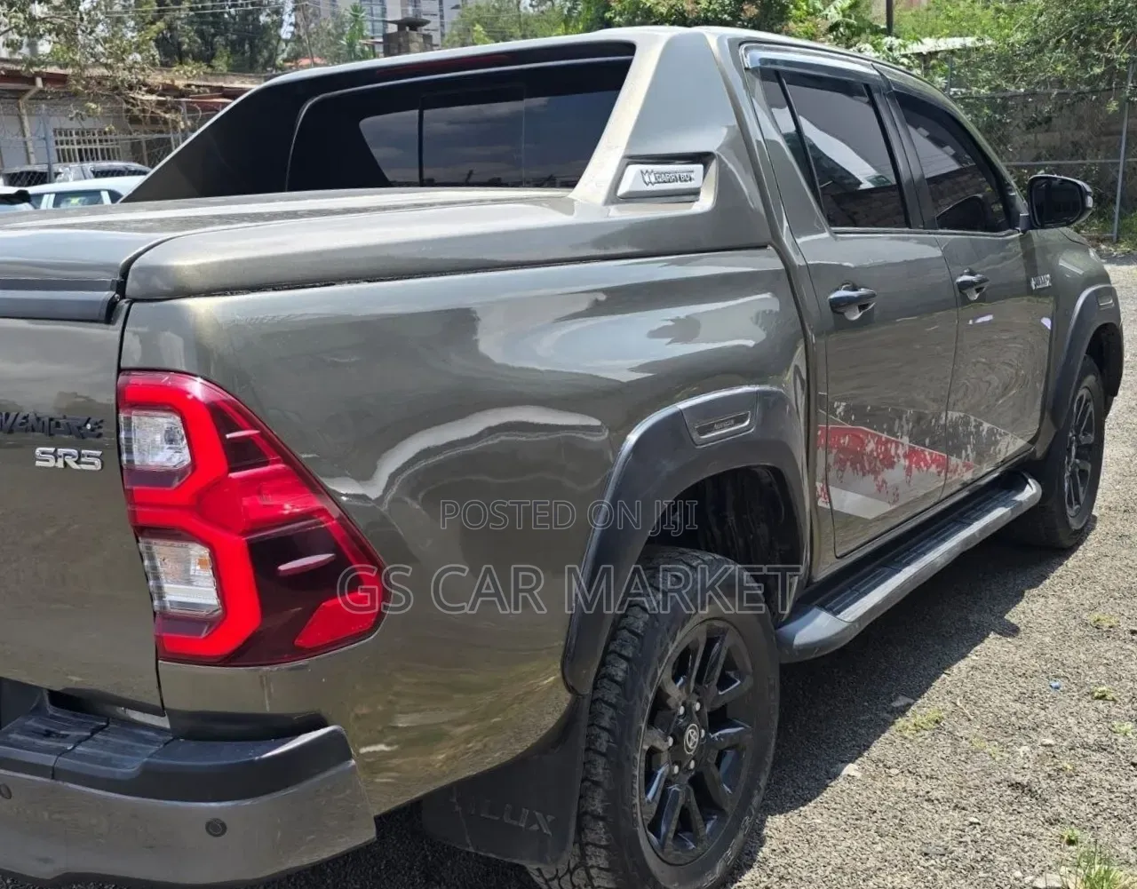 Toyota Hilux 2022 Gray