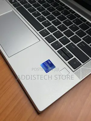 New Laptop HP EliteBook 830 16GB Intel Core i7 SSD 512GB