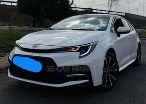 Toyota Corolla 2022 White