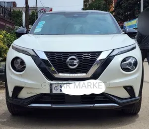 Nissan Juke 2022 White