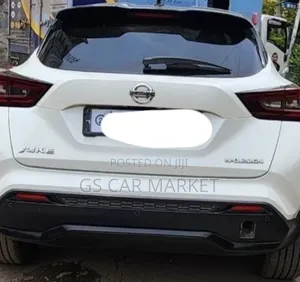 Nissan Juke 2022 White