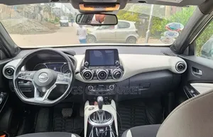 Nissan Juke 2022 White