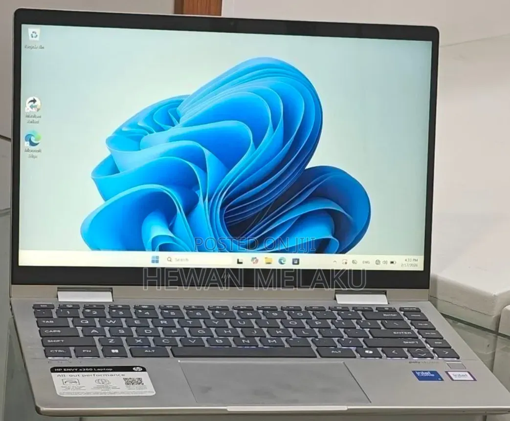 New Laptop HP OmniBook 5 14" 8GB Intel Core 5 SSD 512GB