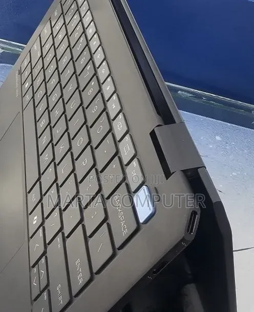 New Laptop HP OmniBook 7 14" 16GB Intel Core Ultra 7 SSD 1T