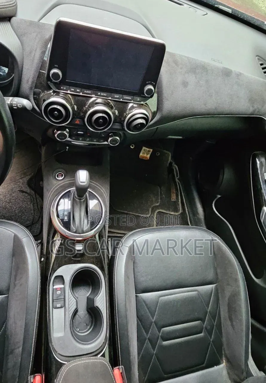 Nissan Juke 2021 Brown