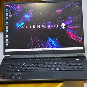 New Laptop Dell Allenware M15 R5 16GB Intel Core i9 SSD 1T