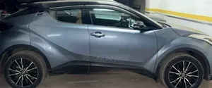 Toyota C-HR 2020 Gray