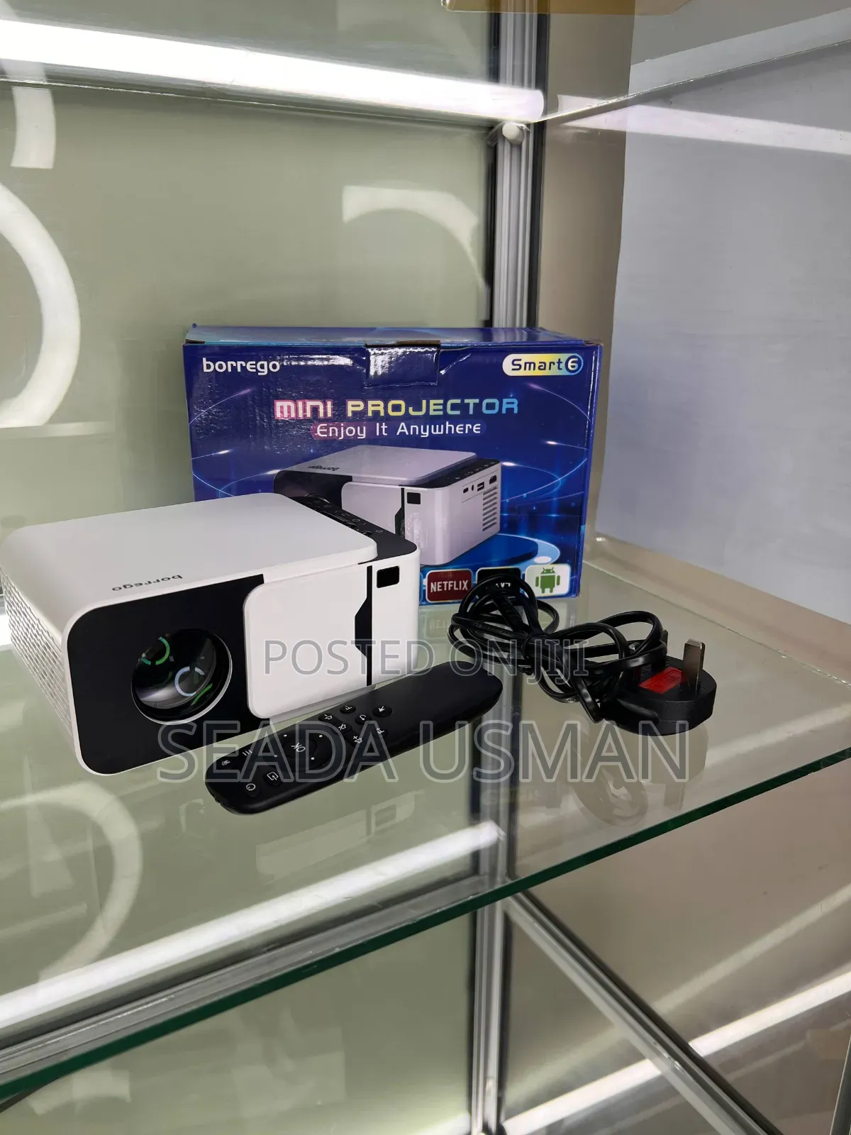 Borrego Smart 6 Mini Projector