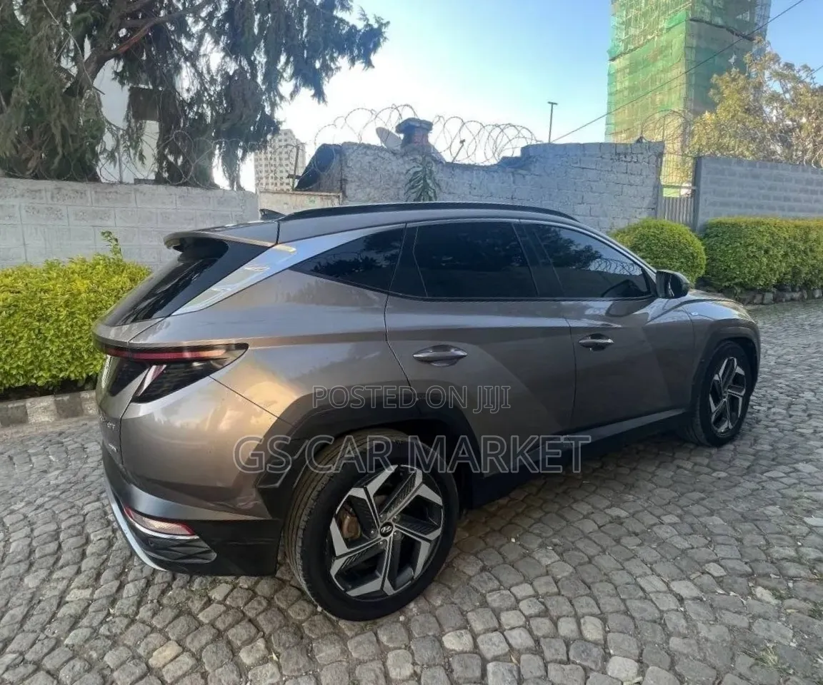 Hyundai Tucson Sport 2021 Gray