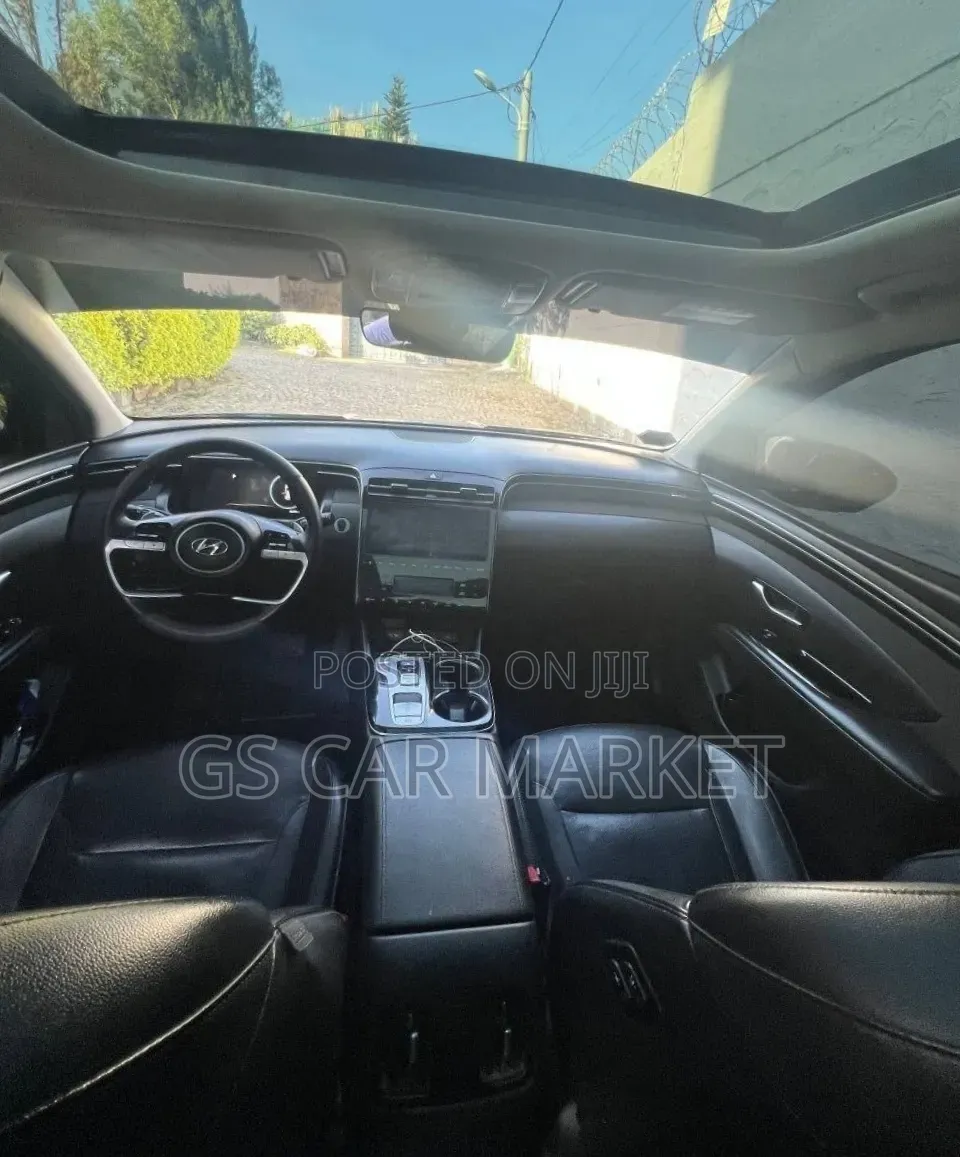Hyundai Tucson Sport 2021 Gray