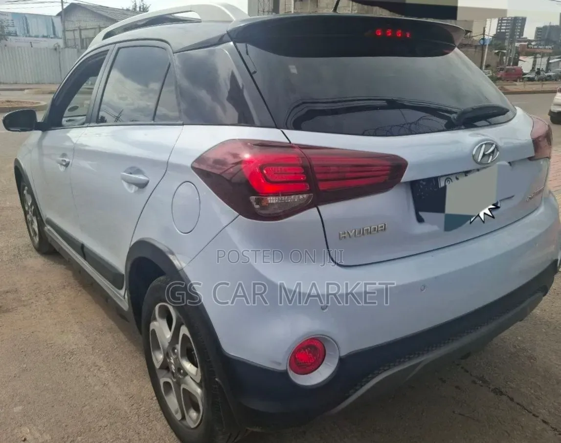 Hyundai i20 2019 Ivory