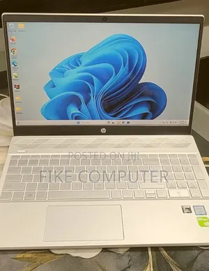 New Laptop HP Pavilion 15 8GB Intel Core i5 SSD 512GB