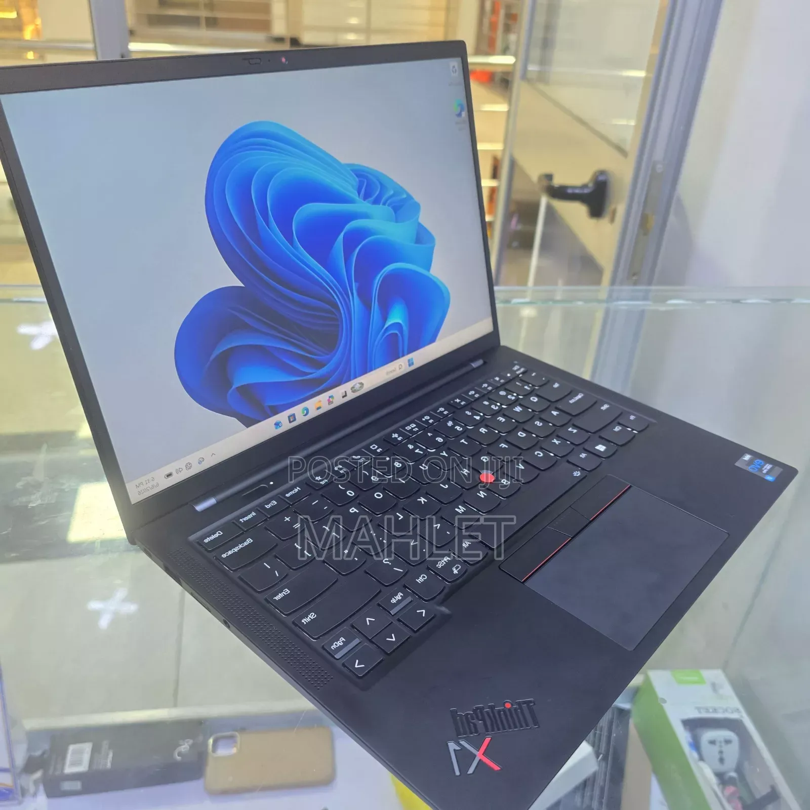 New Laptop Lenovo ThinkPad X1 Carbon 32GB Intel Core i7 SSD 512GB