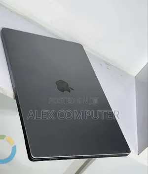 New Laptop Apple MacBook Pro 2023 M3 8GB Apple M3 SSD 512GB
