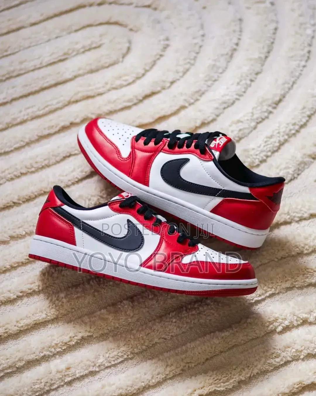 Air Jordan 1 Low Og "Chicago" Vibrant Varsity Red, Black,White