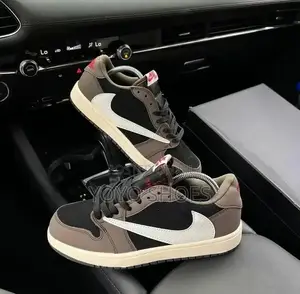 Nike Air Jordan 1 Low X Travis Scott in Mocha,