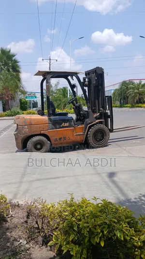 Fork Lift for Rent