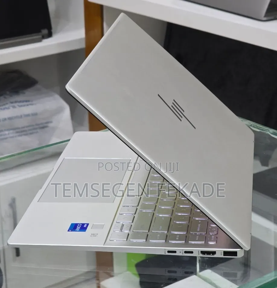 New Laptop HP Pavilion 14 16GB Intel Core i7 SSD 1T