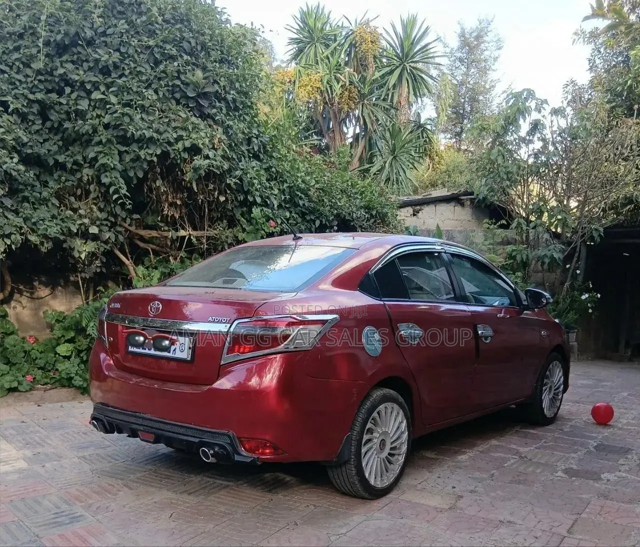 Toyota Yaris 2013 Burgundy