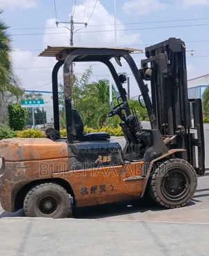 Fork Lift for Rent