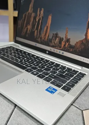New Laptop HP EliteBook 840 G8 16GB Intel Core i5 SSD 512GB
