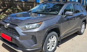 Toyota RAV4 2019 Blue