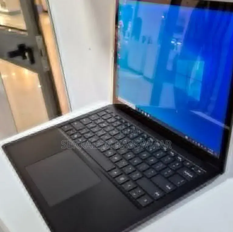 New Laptop Microsoft Surface Laptop 5 16GB Intel Core i7 SSD 512GB