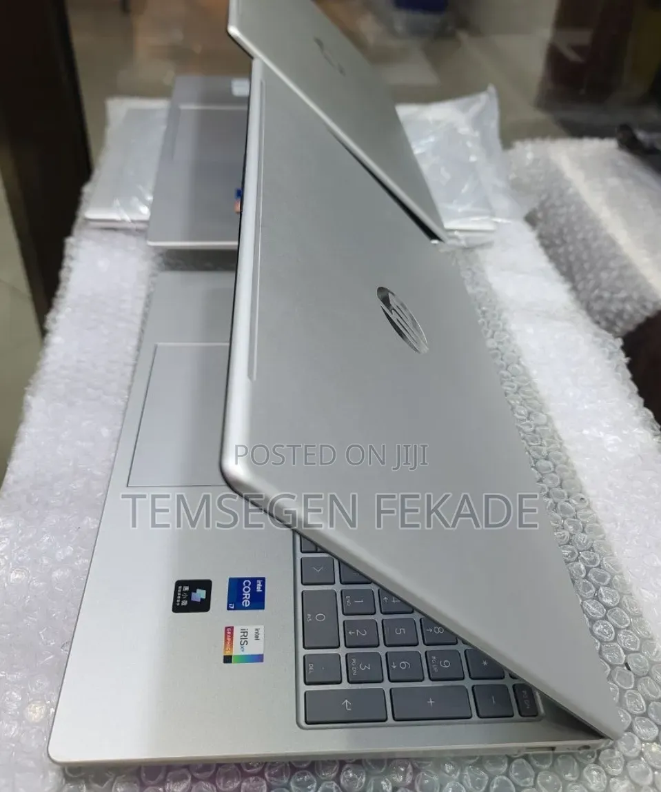 New Laptop HP Stream Notebook 16GB Intel Core i7 SSD 1T