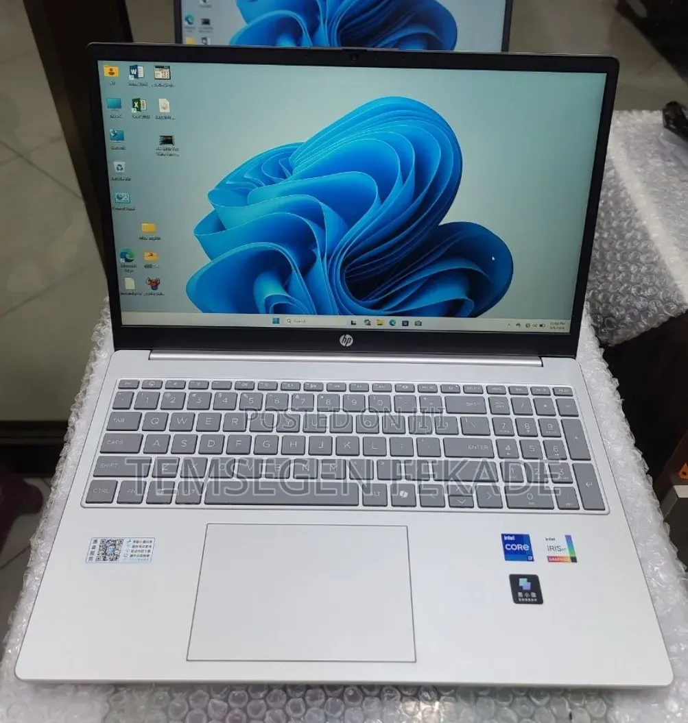 New Laptop HP Stream Notebook 16GB Intel Core i7 SSD 1T