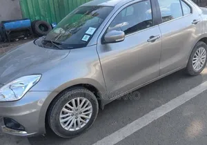 Suzuki Dzire 2022 Silver