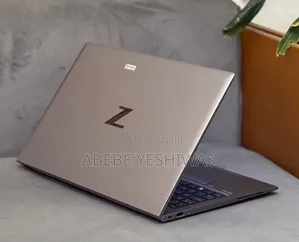 New Laptop HP ZBook Firefly 14 G7 16GB Intel Core i7 SSD 512GB