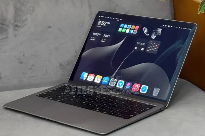 New Laptop Apple MacBook Air 2019 8GB Intel Core i5 SSD 128GB