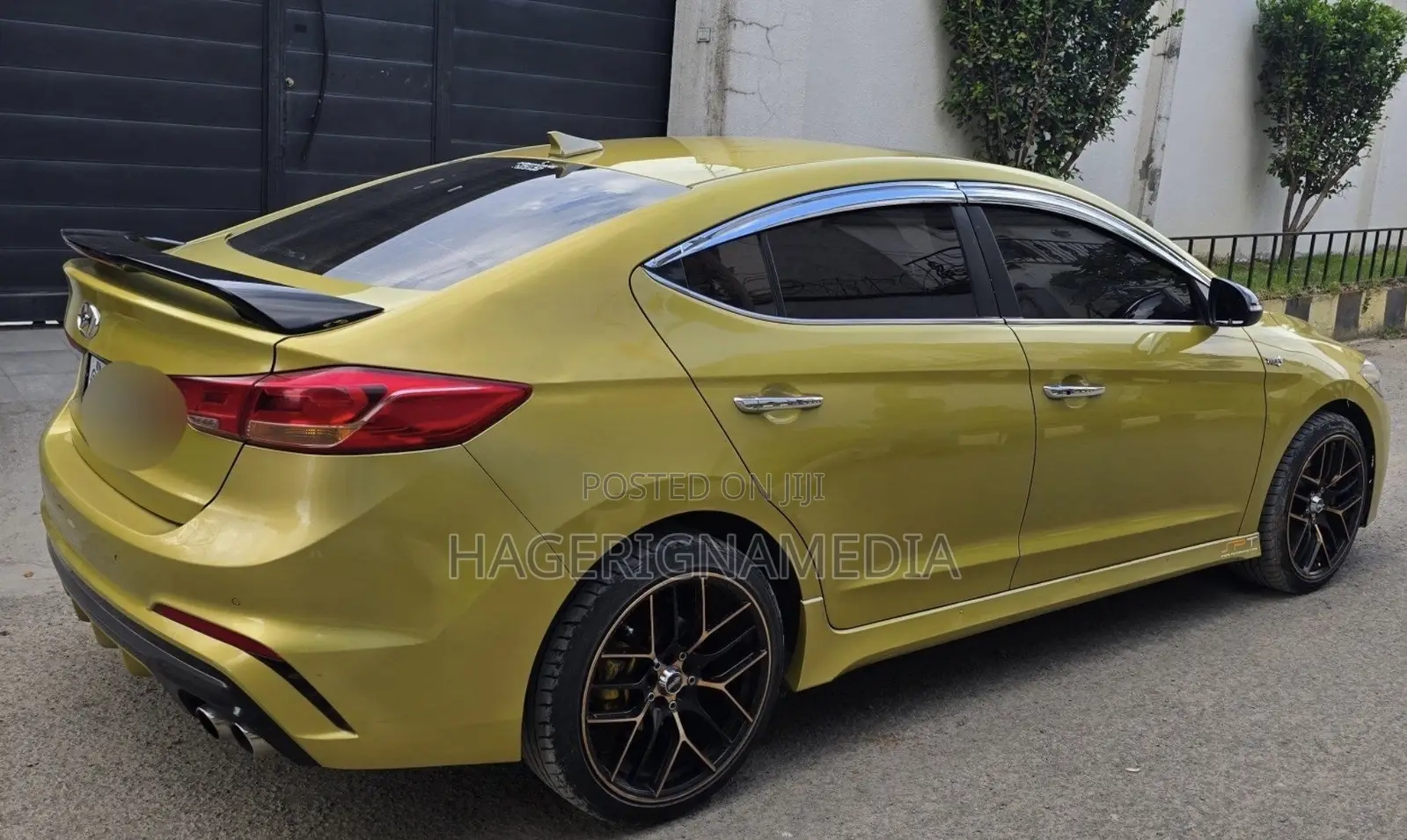 Hyundai Avante 2017 Yellow