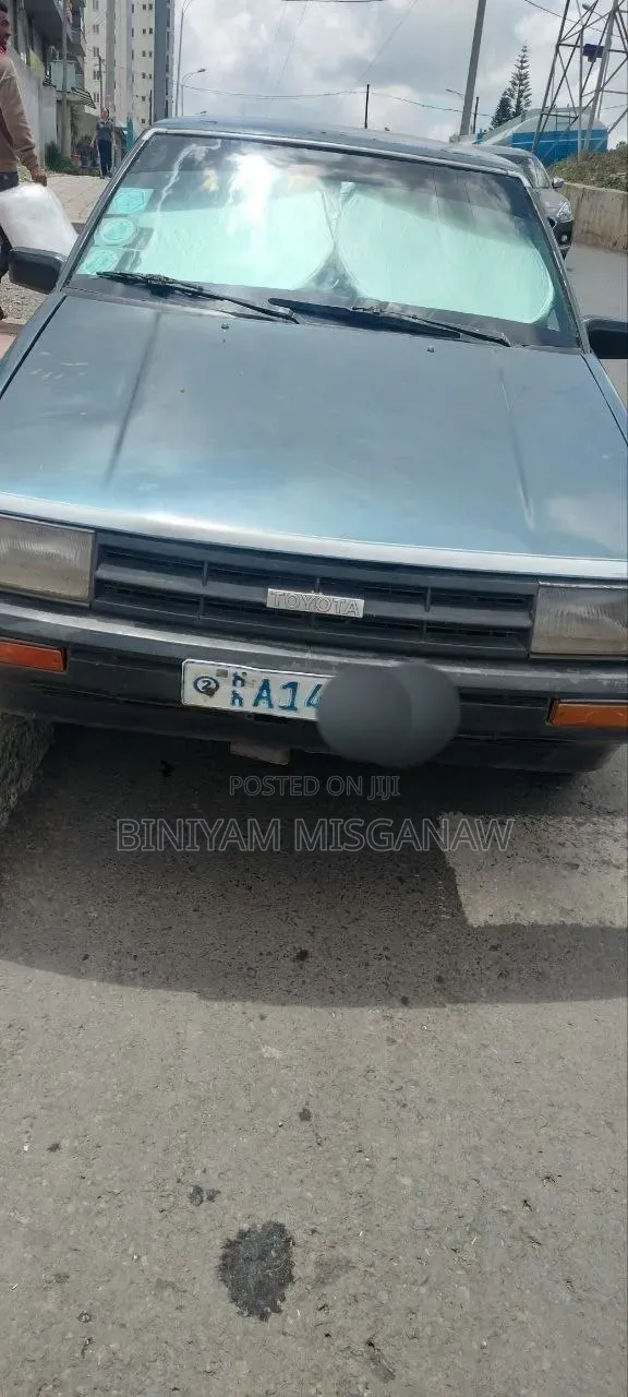 Toyota Corolla 1987 Gray