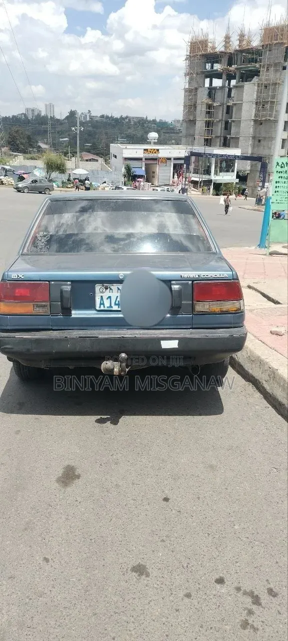 Toyota Corolla 1987 Gray