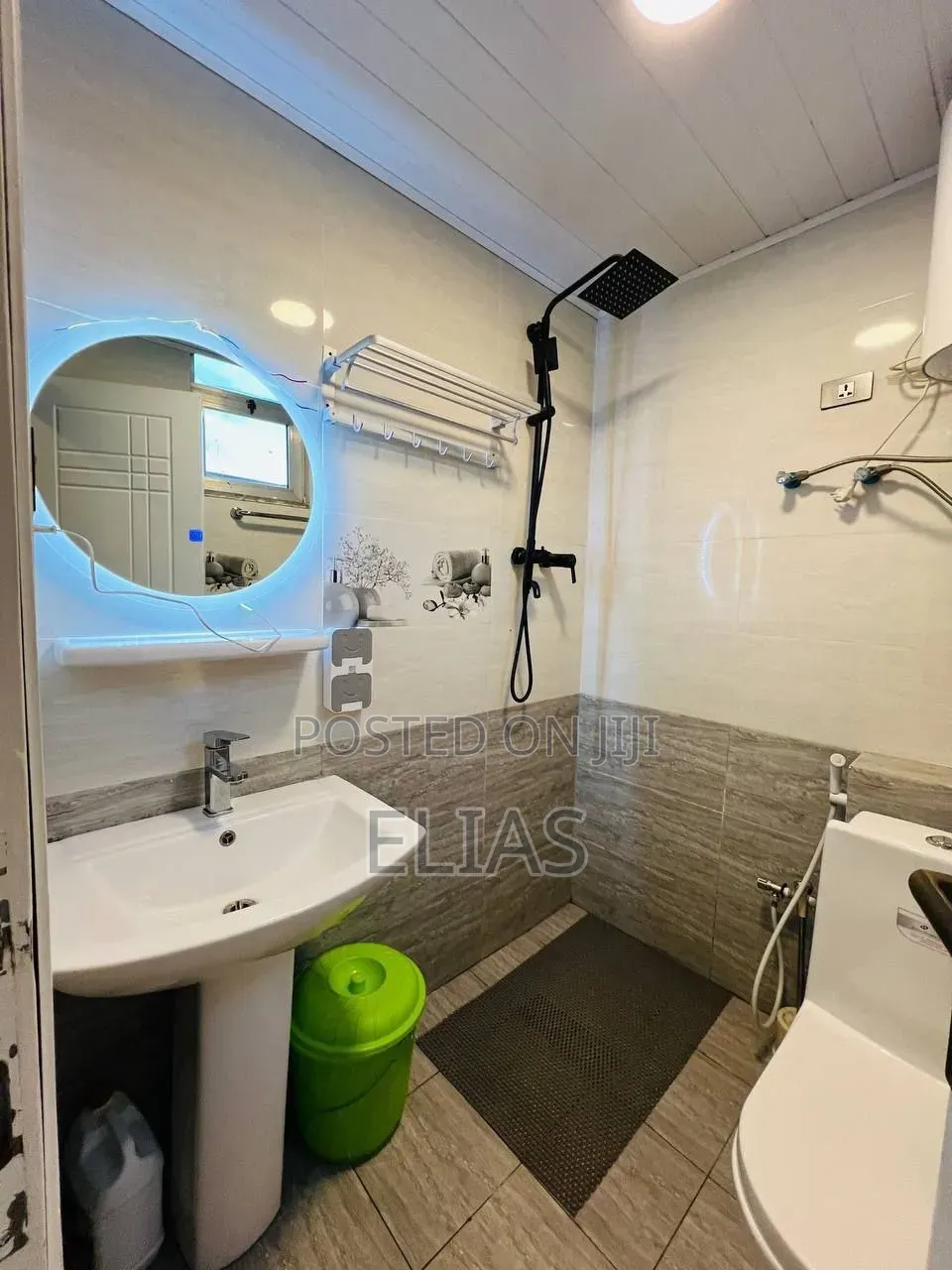 Furnished 2bdrm House in Bole for rent