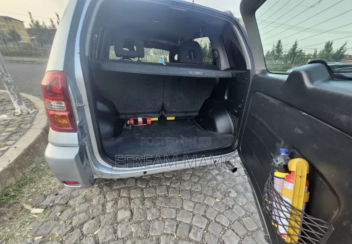 Toyota RAV4 2005 Silver