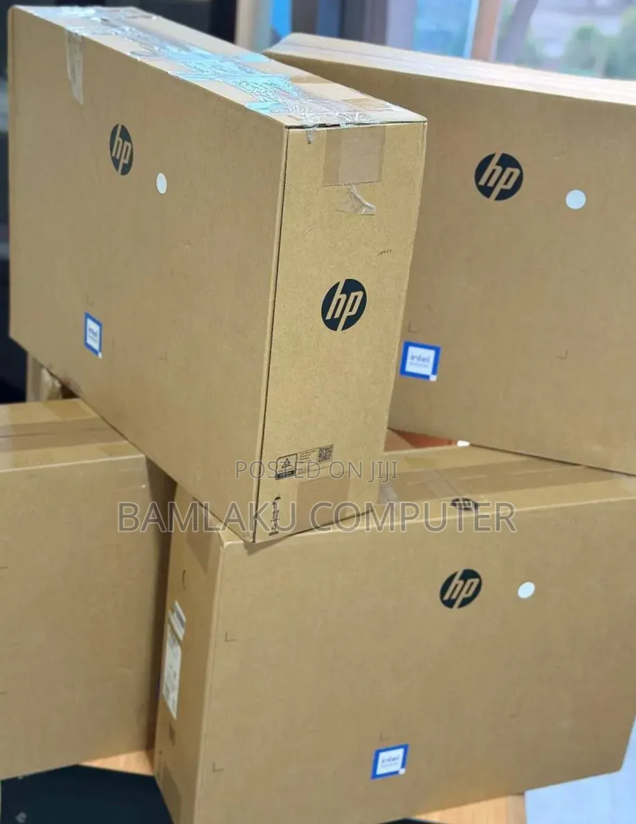 New Desktop Computer HP 200 G4 All-in-One 8GB Intel Core i5 SSD 512GB