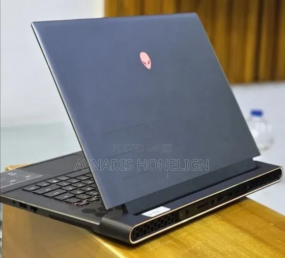 New Laptop Alienware X16 16GB Intel Core i9 SSD 1T