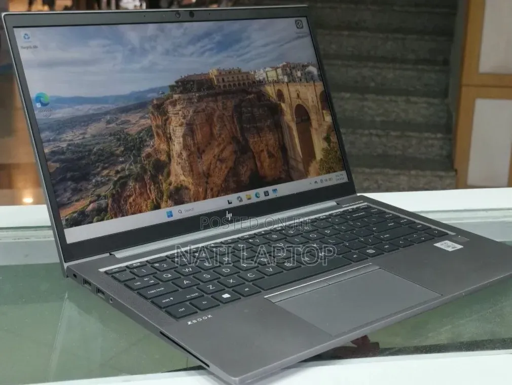 New Laptop HP 16GB Intel Core i7 SSD 512GB
