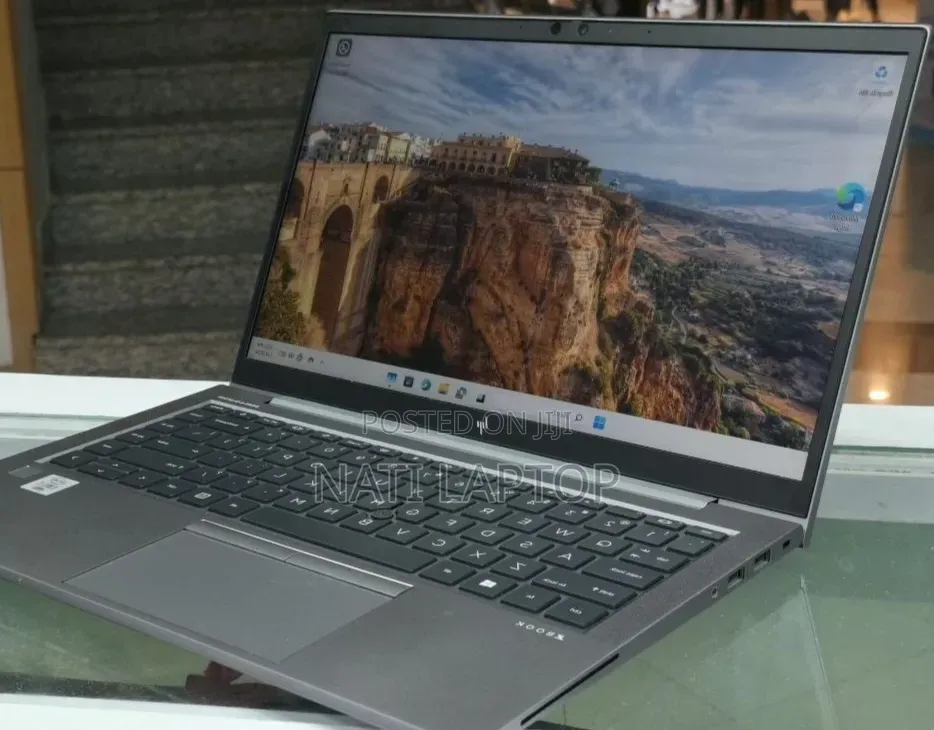 New Laptop HP 16GB Intel Core i7 SSD 512GB
