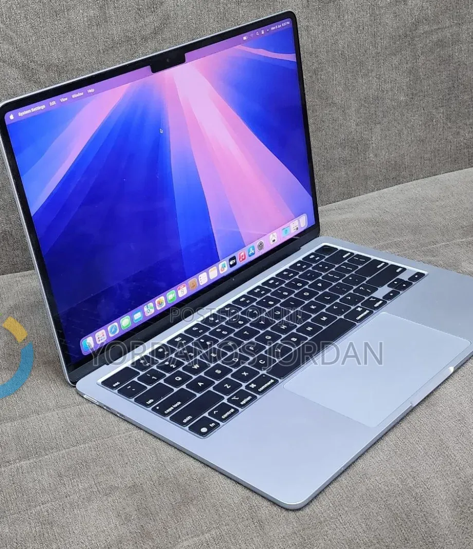 New Laptop Apple MacBook Air 2025 M4 16GB Apple M4 SSD 256GB