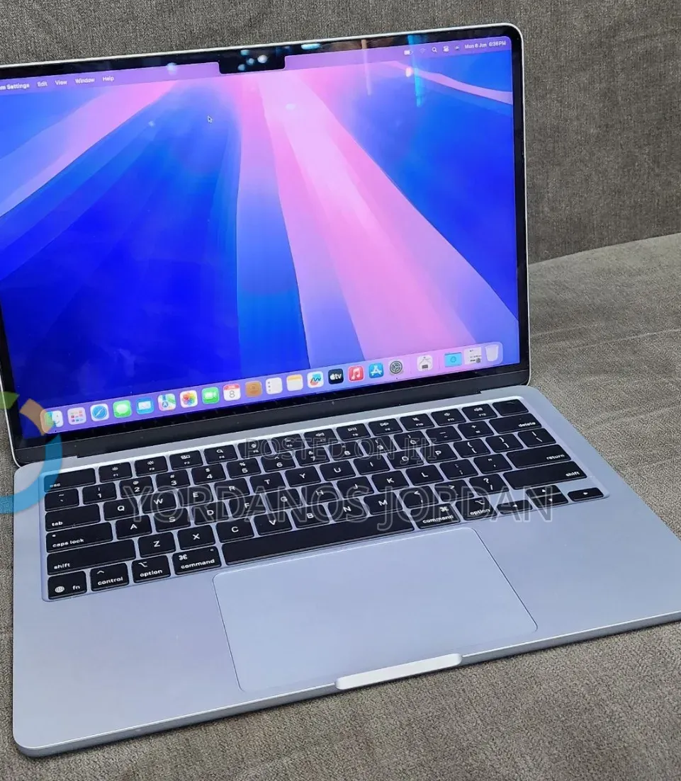 New Laptop Apple MacBook Air 2025 M4 16GB Apple M4 SSD 256GB