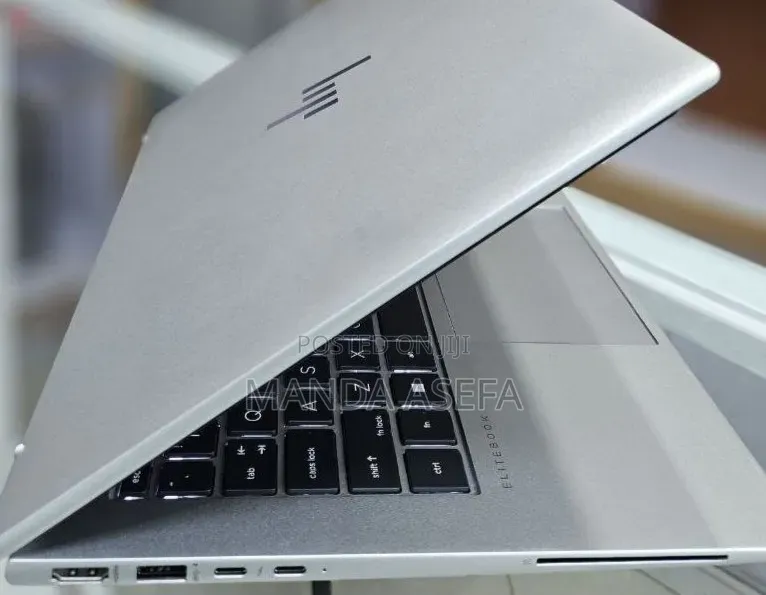 New Laptop HP EliteBook 840 G10 16GB Intel Core i5 SSD 512GB