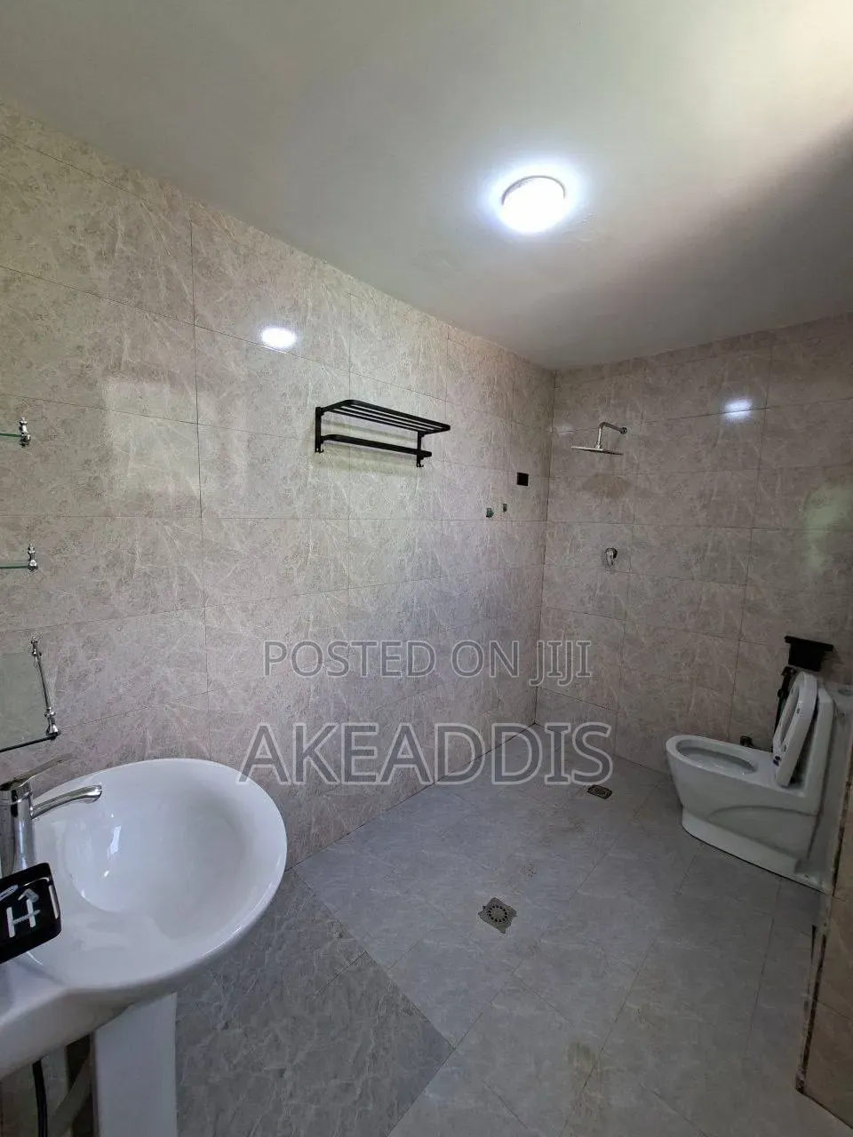 Furnished 3bdrm Condo in Bole Ayat for sale