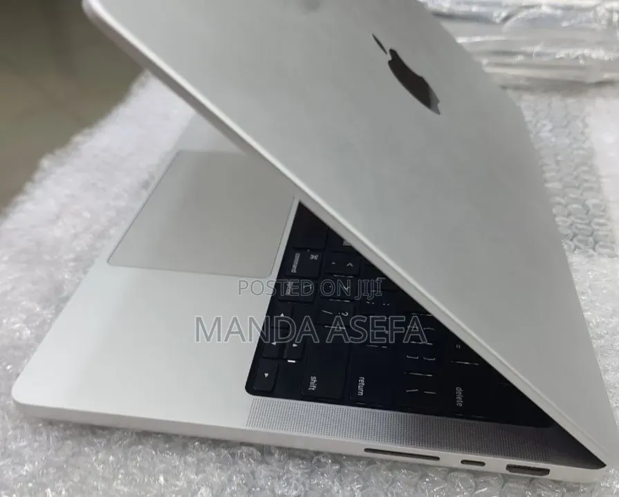 New Laptop Apple MacBook Pro 2021 M1 16GB Apple M1 SSD 512GB