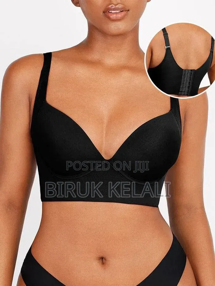Black Chvity Push-up Bra Features A Deep-cup Design For Shaping