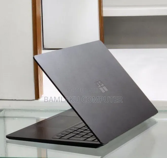 New Laptop Microsoft Surface Laptop 4 16GB Intel Core i7 SSD 512GB