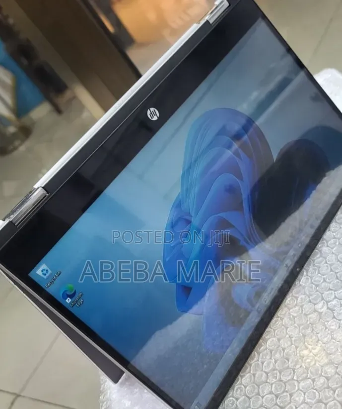 New Laptop HP Envy X360 8GB Intel Core i3 SSD 1T