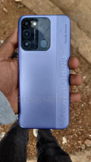 Tecno Spark 8C 64 GB